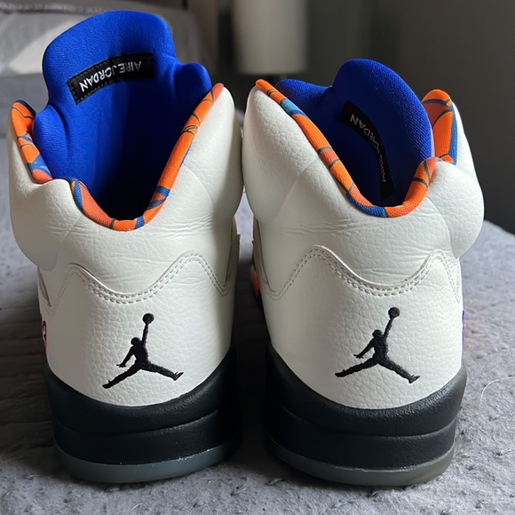 Jordan’s - Picture 3 of 5